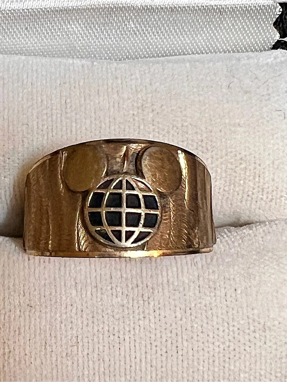 Vintage Anson Disney Mickey Mouse Mens Ring - Gold Electroplated - Size 11